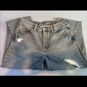 Old navy mom jeans size 8